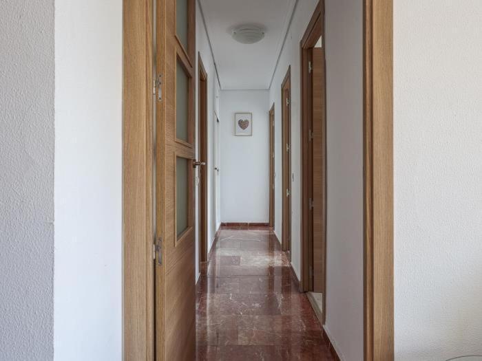 Elegante Apt Luminoso Y Tranquilo De 2 Hab Sevilla Wifi-Ful Parking Inc Exterior photo