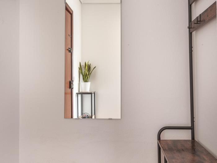 Elegante Apt Luminoso Y Tranquilo De 2 Hab Sevilla Wifi-Ful Parking Inc Exterior photo