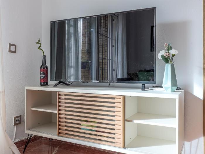 Elegante Apt Luminoso Y Tranquilo De 2 Hab Sevilla Wifi-Ful Parking Inc Exterior photo